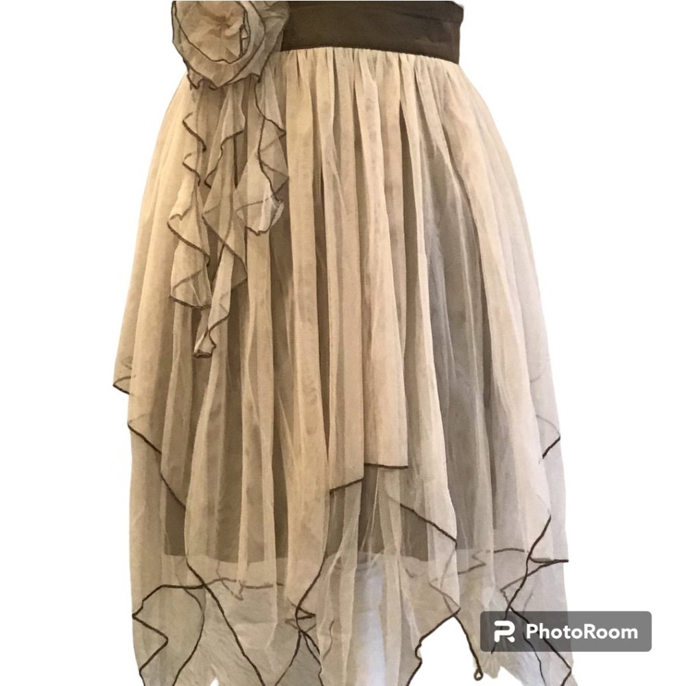 Ryu Women's Tulle Rosette Dress - Picture 5 of 11